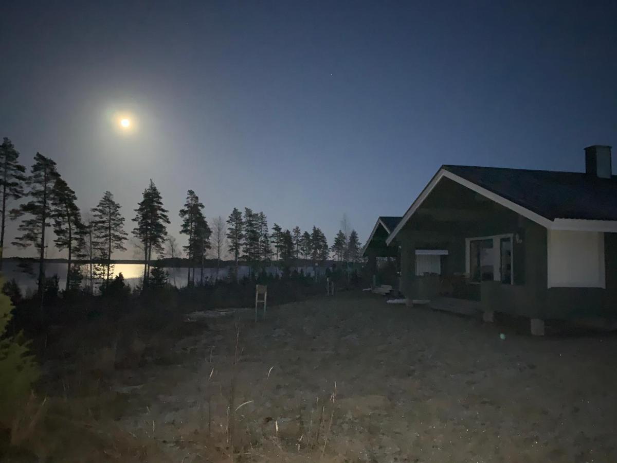 Lomamoekit Saimaanranta Suur-Saimaa Strand Resort Taipalsaari Esterno foto